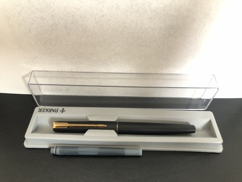 Parker matte black - black, gt